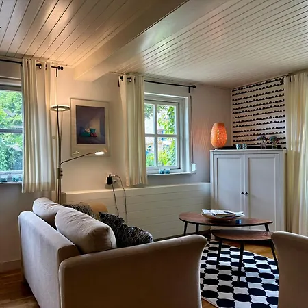 De Peelvos Oda ve Kahvaltı Deurne